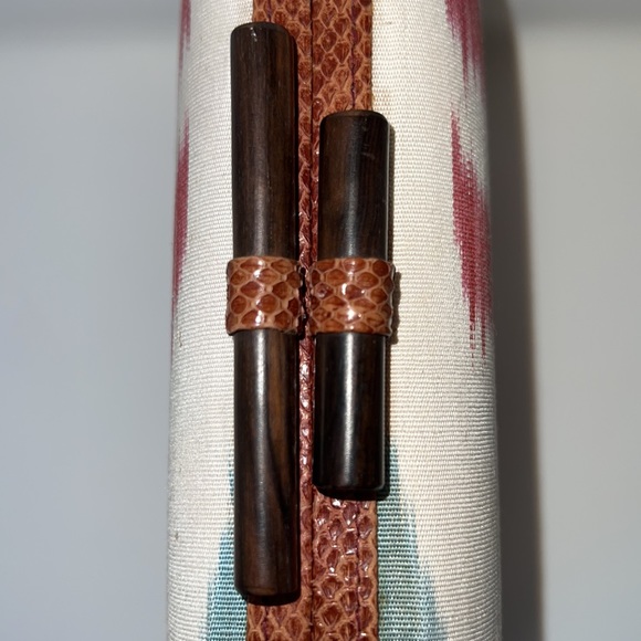 Jenny Polanko clutch with Ikat design - Picture 4 of 9
